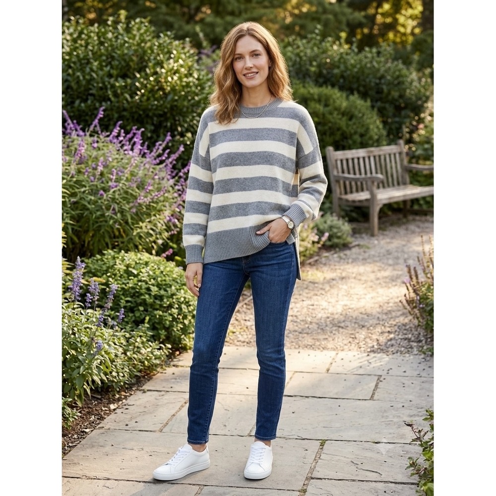 Theory Karenia ST 100% Cashmere Striped Sweater Grey Ivory G1118701 Womens Small